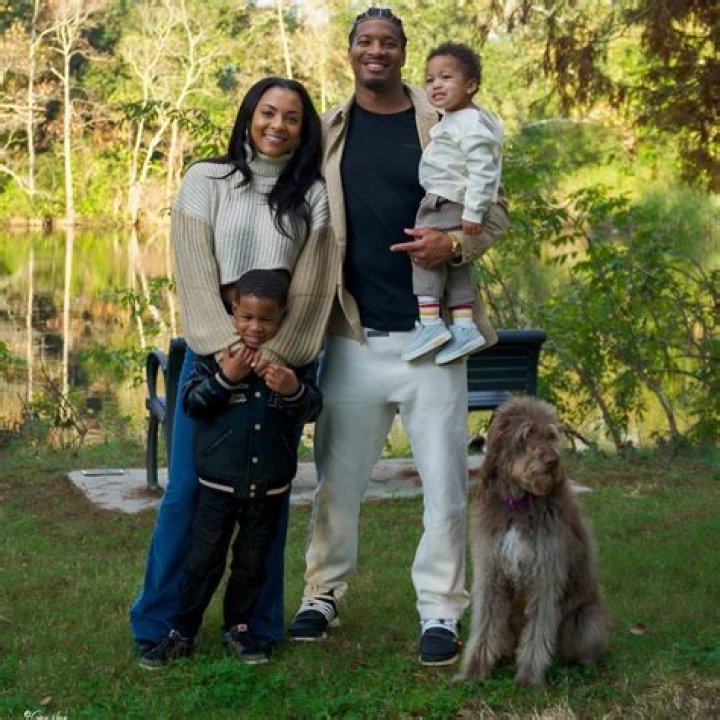 
Cassius Winston Girlfriend Arin Bell Is A Michigan State Alum 