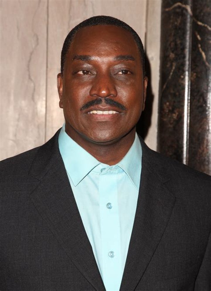 
Clifton Powell Jr Height, Weight, Net Worth, Age, Birthday, Wikipedia, Who, Nationality, Biography 