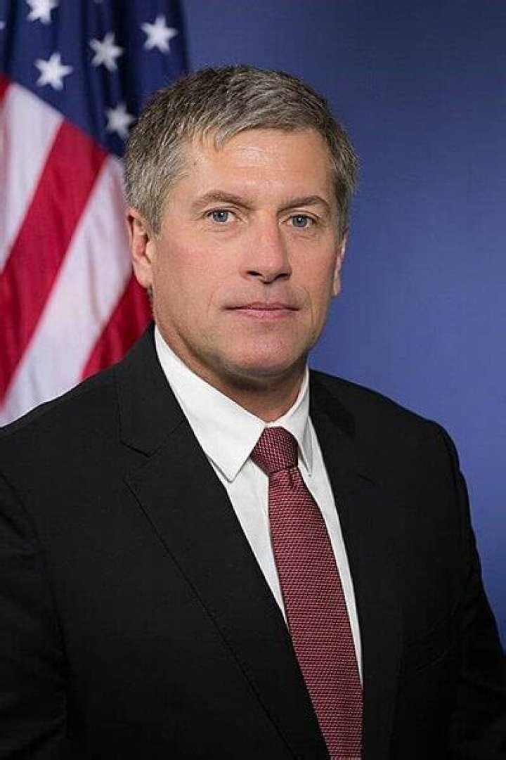 
Shawn N. Anderson Height, Weight, Net Worth, Age, Birthday, Wikipedia, Who, Instagram, Biography 