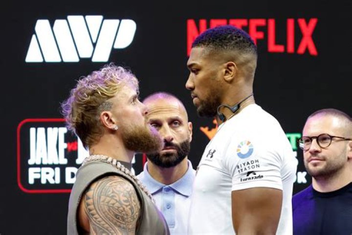 
Who Is Going To Fight Against Grant Quigley? Is He Forced To Retire? 