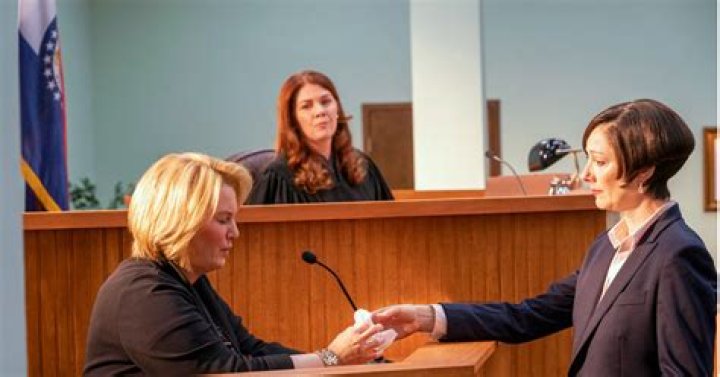 
Who Is Judge From ‘The Thing About Pam’? Chris Kunza Mennemeyer Is A Part Of The Decision Making 