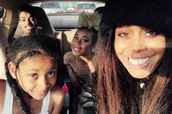 Who is Puma Curry’s dad? All about Erykah Badu baby fathers amid viral picture outcry