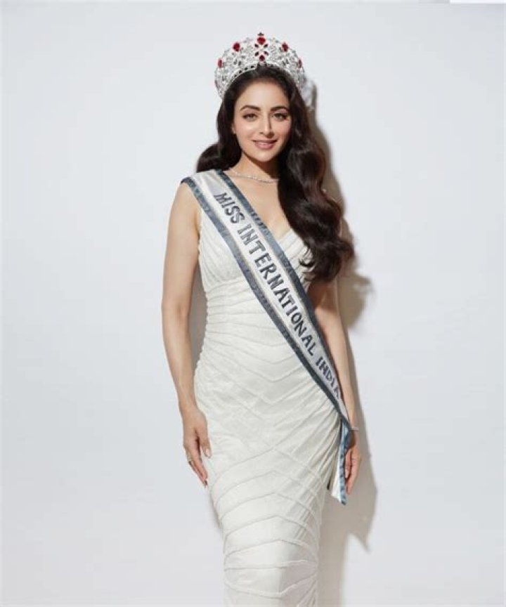 Zoya Afroz Height, Weight, Net Worth, Age, Birthday, Wikipedia, Who, Instagram, Biography
